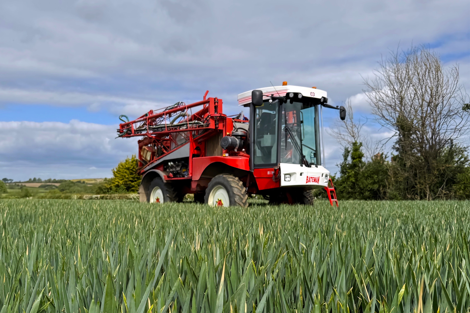 bateman-rb35-in-a-field-of-crops Sam's Bateman RB35 reasdy for action