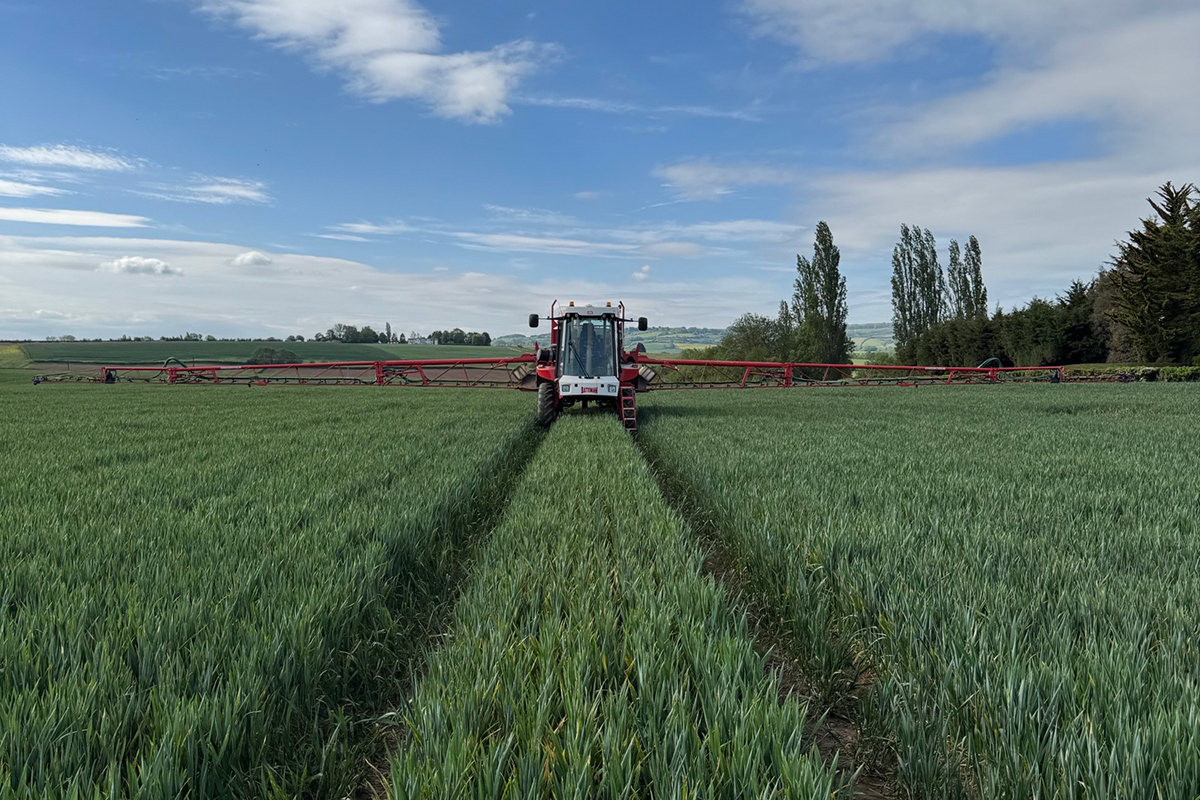 bateman-rb35-ready-for-crop-spraying Sam's RB35 ready for crop spraying