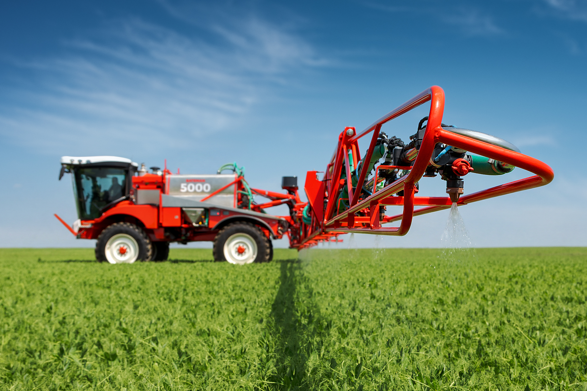 pinpoint-iii-pulse-width-modulation-on-rb50 Pinpoint III Pulse Width Moderation in operation on a Bateman RB50 crop sprayer