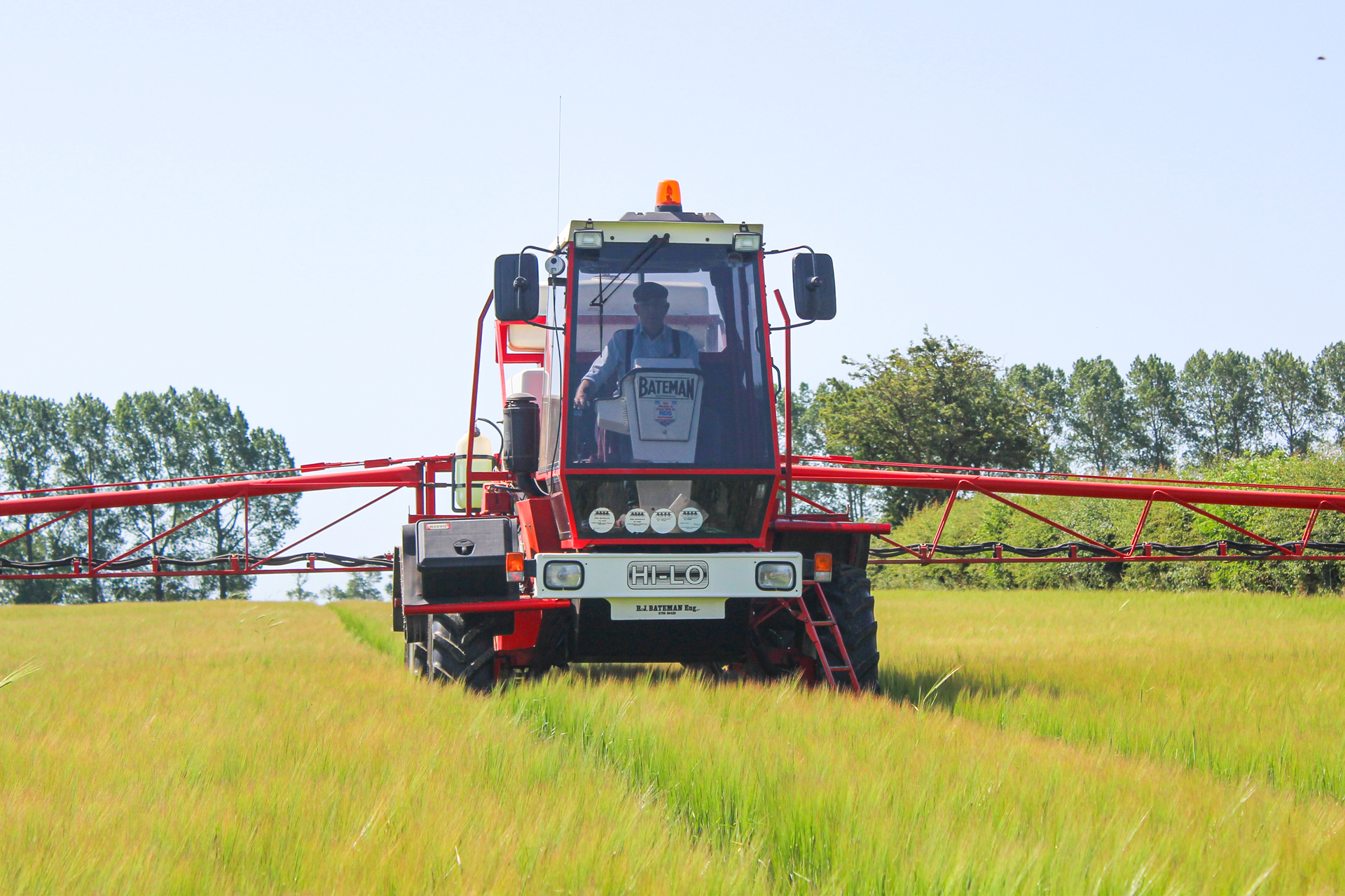 John and his Bateman HiLo out in the field