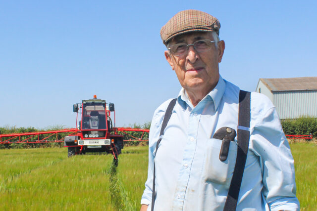 john-shaw-with-his-bateman-hilo-crop-sprayer John Shaw with his 38-year old Bateman HiLo crop sprayer