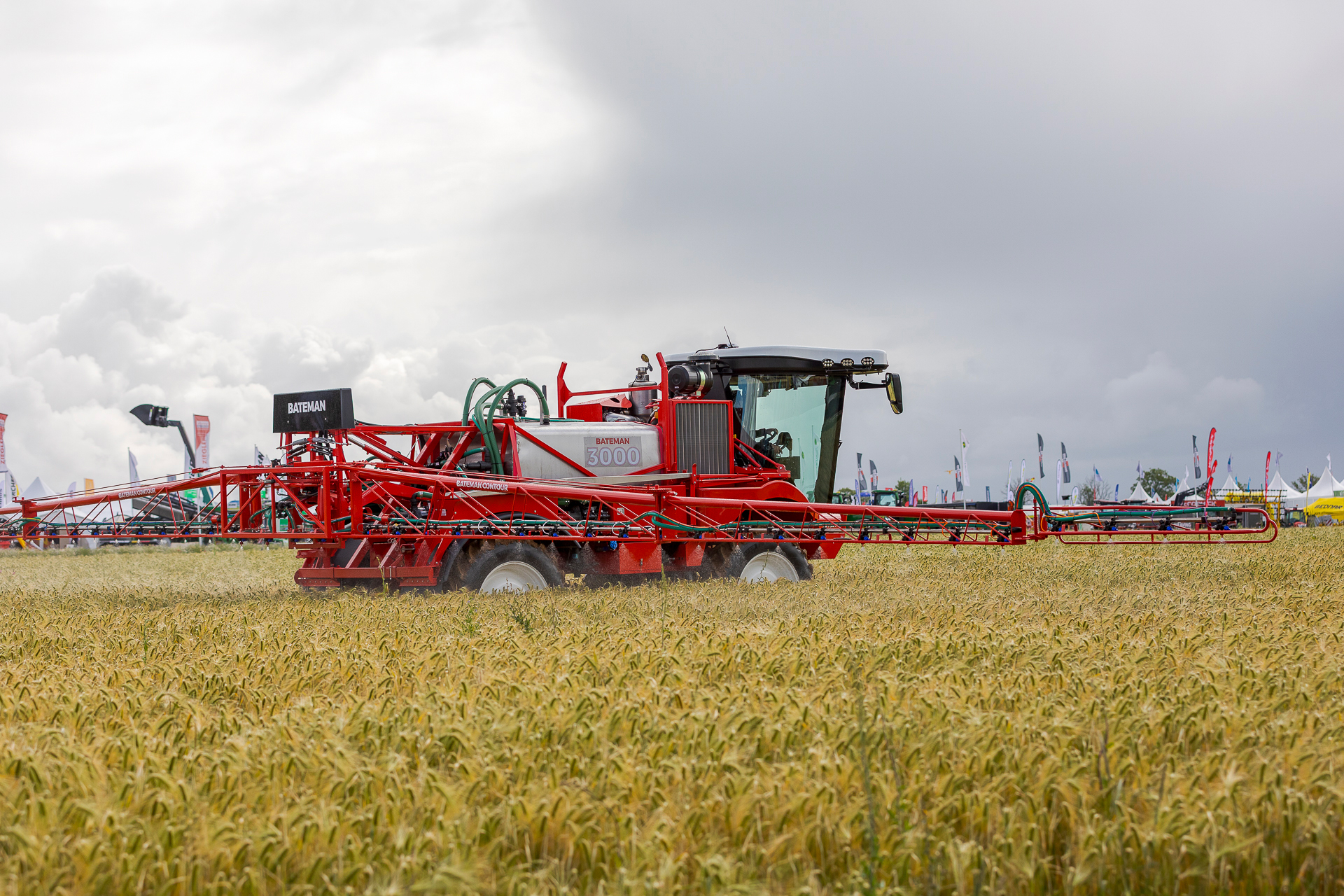 the-bateman-rb30-in-the-cereals-demo-field The Bateman RB30 crop sprayer in the Cereals demo field